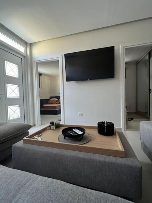Villa Leo Aigina Vathí Exteriör bild