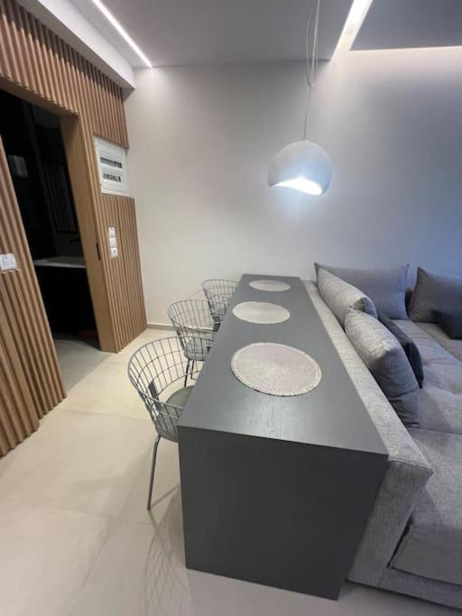 Villa Leo Aigina Vathí Exteriör bild