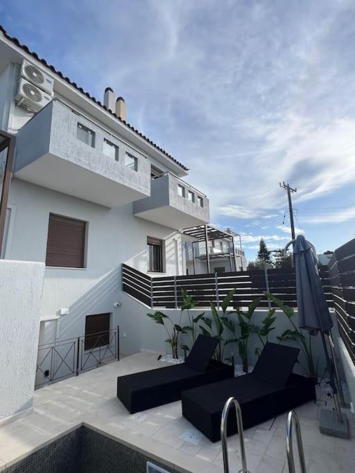 Villa Leo Aigina Vathí Exteriör bild